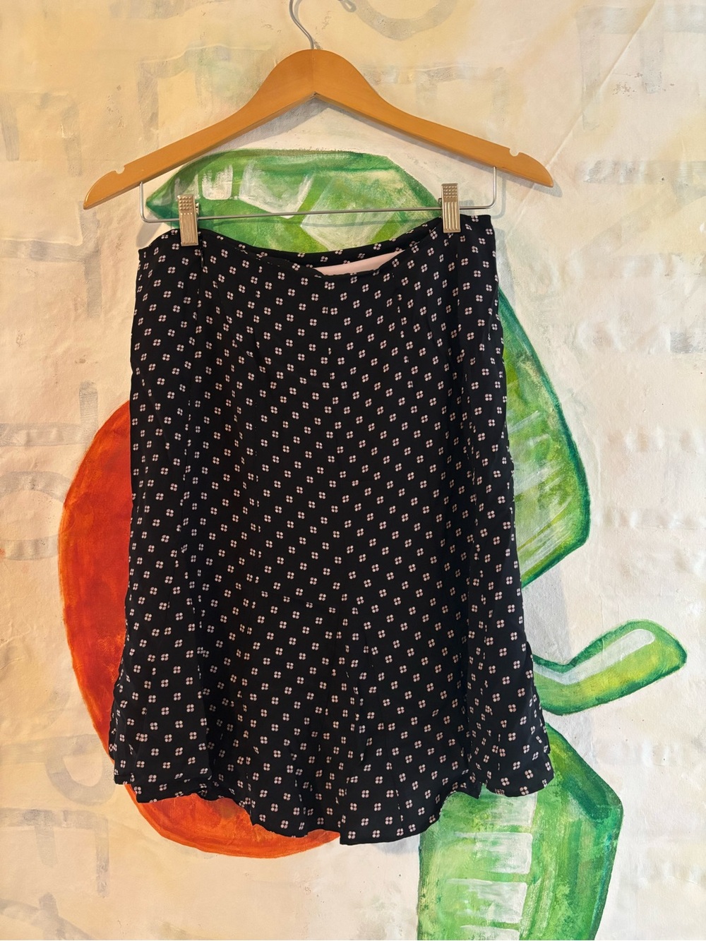 y2k GAP Black A-Line Skirt with Pink Micro Print